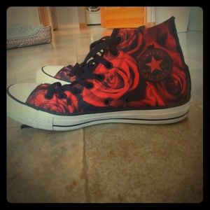 Rose Converse